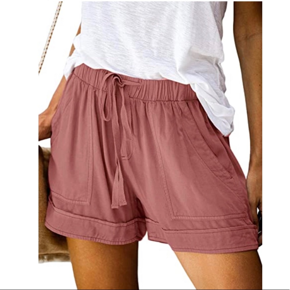 Flowy loose pink shorts
